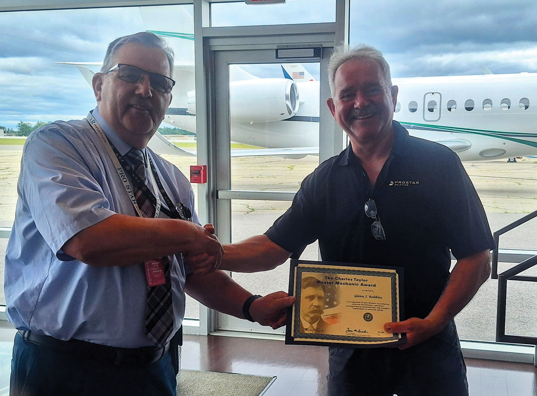 Glenn Robbins Receives FAA Charles Taylor Award After 50 Years in Aviation